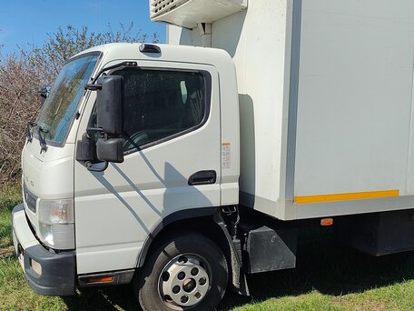 2021 Fuso (Mitsubishi) Canter, белый, 3200000 рублей, вид 3