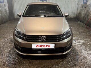 2016 Volkswagen Polo V Рестайлинг, бежевый, 1115000 рублей, вид 2