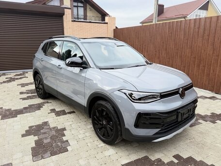 2025 Volkswagen Tharu XR, серый, 2170000 рублей, вид 1