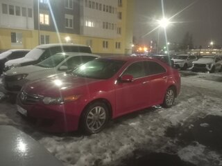 2008 Honda Accord VIII, красный, 850000 рублей, вид 1