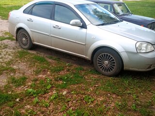 2007 Chevrolet Lacetti I, серебристый, 360000 рублей, вид 3