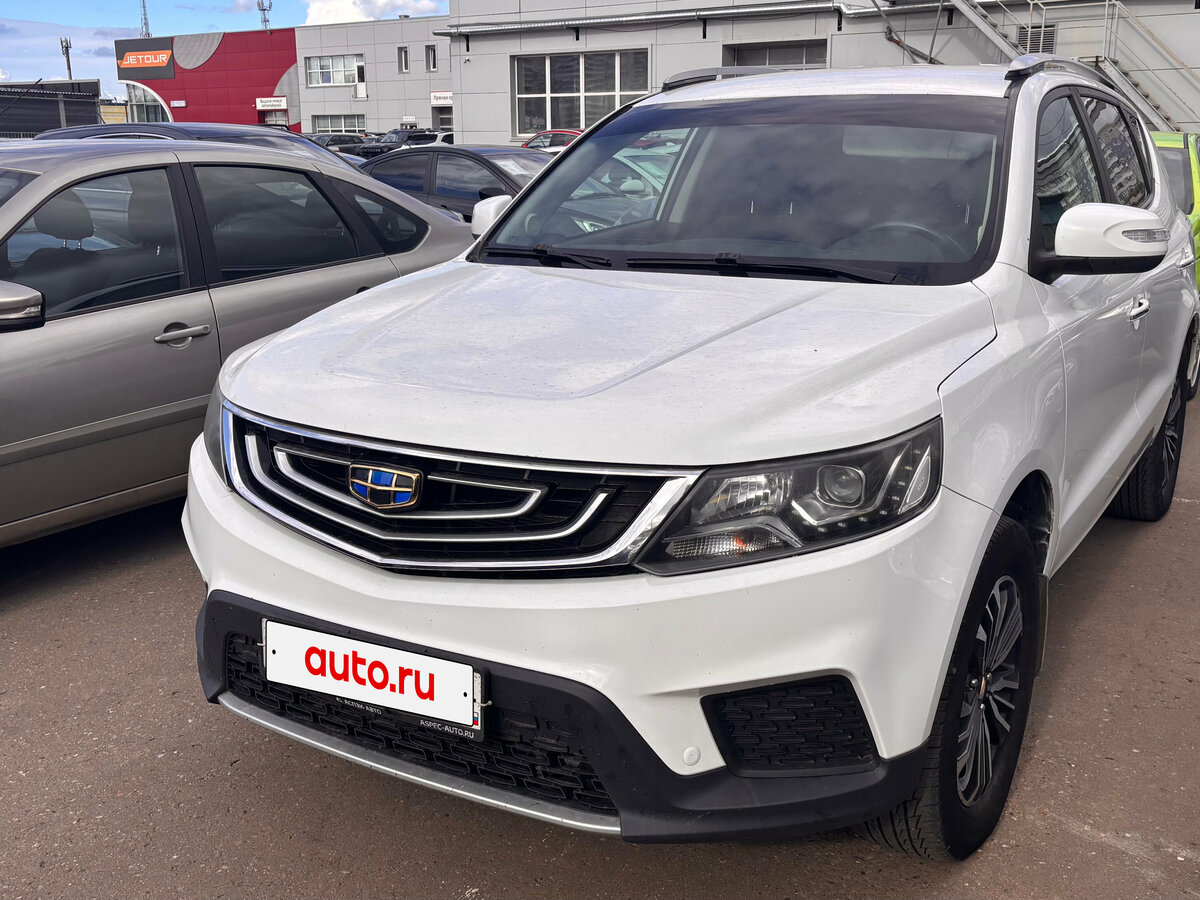 Открыть фотографии: Geely Emgrand X7 I Рестайлинг 2