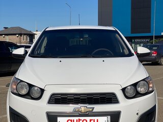 2014 Chevrolet Aveo II, белый, 735000 рублей, вид 4