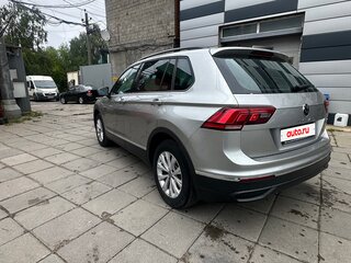 2021 Volkswagen Tiguan II Рестайлинг, серый, 2250000 рублей, вид 5