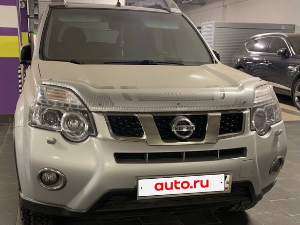 2014 Nissan X-Trail II Рестайлинг, серебристый, 2000000 рублей - вид 16