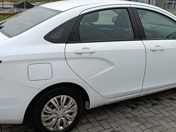 2019 Lada (ВАЗ) Vesta I, белый, 700000 рублей - вид 11