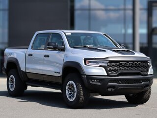 2026 Ram 1500 RHO V Рестайлинг, серебристый, 13490000 рублей, вид 3