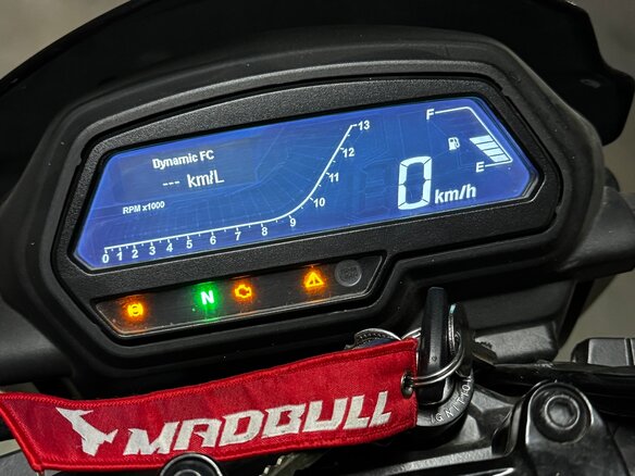 2019 Bajaj Dominar 400, чёрный, 395000 рублей - вид 9