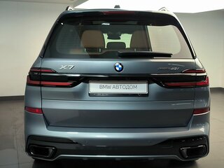 2026 BMW X7 40i I (G07) Рестайлинг, серый, 17400000 рублей, вид 5