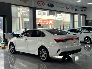 2023 Kia K3 II (China Market) Рестайлинг, белый, 1120427 рублей, вид 5