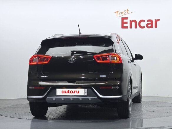 2017 Kia Niro I, чёрный, 1179000 рублей - вид 3