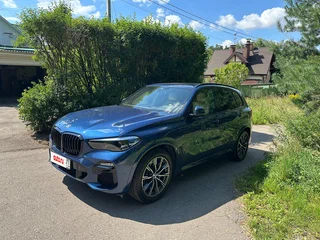 2020 BMW X5 40i IV (G05/G18), синий, 5900000 рублей, вид 1