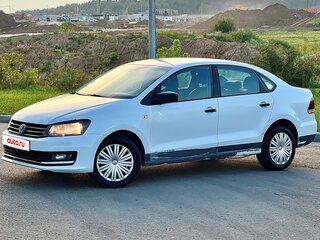 2019 Volkswagen Polo V Рестайлинг, белый, 665000 рублей, вид 2