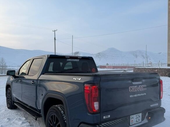 2021 GMC Sierra Crew Cab IV, синий, 3850000 рублей - вид 5