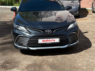 2023 Toyota Camry VIII (XV70) Рестайлинг, чёрный, 4000000 рублей, вид 3