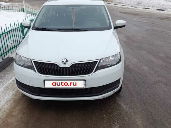 2019 Skoda Rapid I Рестайлинг, белый, 900000 рублей - вид 1