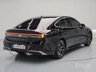 2023 Hyundai Sonata VIII (DN8) Рестайлинг, чёрный, 2350000 рублей, вид 2