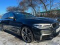2019 BMW 5 серии M550d xDrive VII (G30/G31/G38), чёрный, 3852876 рублей - вид 2