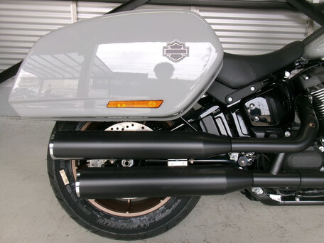 2024 Harley-Davidson Low Rider ST, серый, 1950000 рублей, вид 5