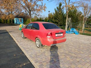 2004 Chevrolet Aveo I, красный, 295000 рублей, вид 3