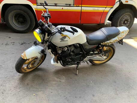 2003 Honda CB 400 Super Four, белый, 370000 рублей, вид 2