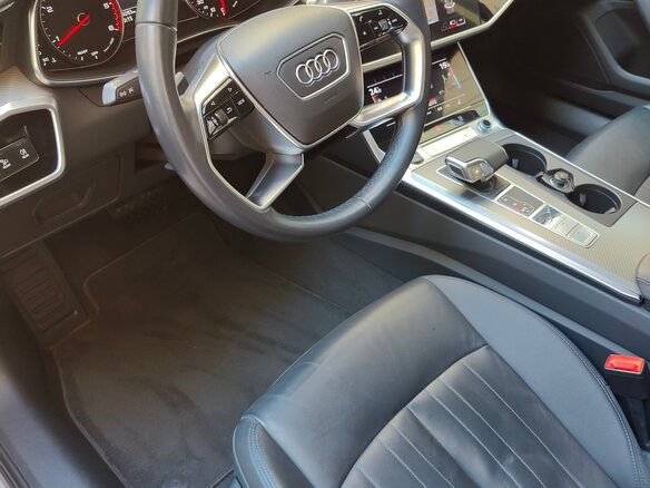 2021 Audi A6 40 TDI V (C8), белый, 3550000 рублей - вид 13