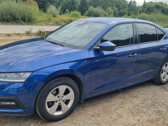 2020 Skoda Octavia IV (A8), синий, 1800000 рублей