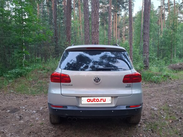 2012 Volkswagen Tiguan I Рестайлинг, серебристый, 790000 рублей - вид 4