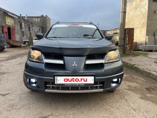 2004 Mitsubishi Outlander I, серый, 700000 рублей, вид 3