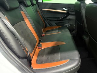 2023 Lada (ВАЗ) Vesta Cross I Рестайлинг (NG), белый, 1395000 рублей, вид 4