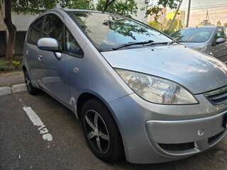 2004 Mitsubishi Colt VI (Z20/Z30), серебристый, 500000 рублей, вид 3