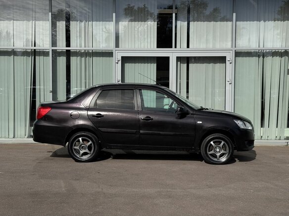 2016 Datsun on-DO I, коричневый, 405000 рублей - вид 3