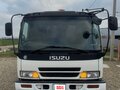 2004 Isuzu Forward (F-Series), белый, 4999999 рублей
