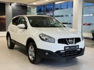 2011 Nissan Qashqai I Рестайлинг, белый, 915000 рублей, вид 3
