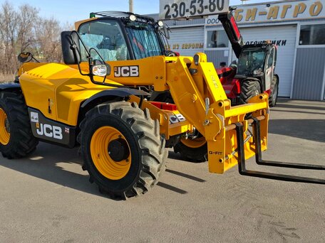 2024 JCB 531-70, золотистый, 11990000 рублей, вид 2