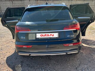 2023 Audi Q5 45 TFSI II (FY) Рестайлинг, чёрный, 5850000 рублей, вид 4