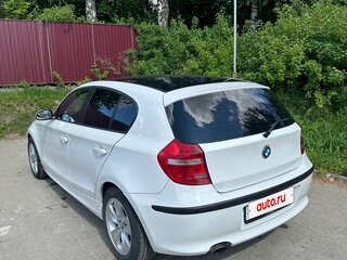 2008 BMW 1 серии 116i I (E81/E82/E87/E88) Рестайлинг, белый, 720000 рублей, вид 5