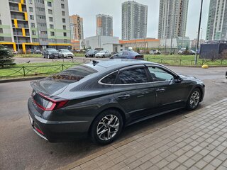 2020 Hyundai Sonata VIII (DN8), серый, 1980000 рублей, вид 5