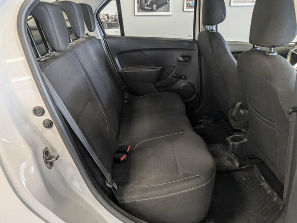 2021 Renault Logan II Рестайлинг, белый, 949500 рублей - вид 13