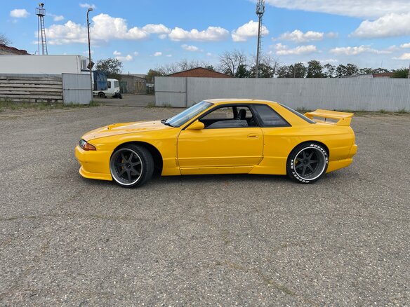 1993 Nissan Skyline VIII (R32), жёлтый - вид 13
