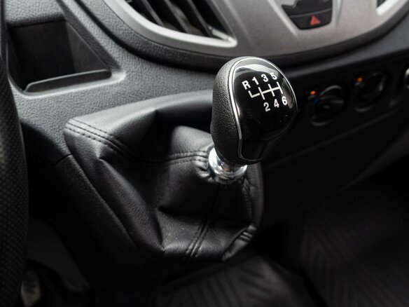 2020 Ford Transit, белый, 4400000 рублей - вид 12