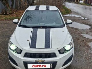 2013 Chevrolet Aveo II, белый, 550000 рублей, вид 3