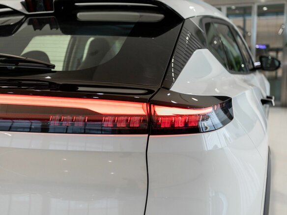 2025 Dongfeng Mage, белый - вид 17