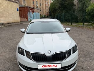 2018 Skoda Octavia III (A7) Рестайлинг, белый, 1590000 рублей, вид 2