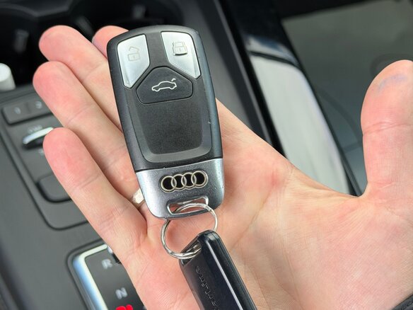 2016 Audi A4 V (B9), чёрный, 1900000 рублей - вид 18