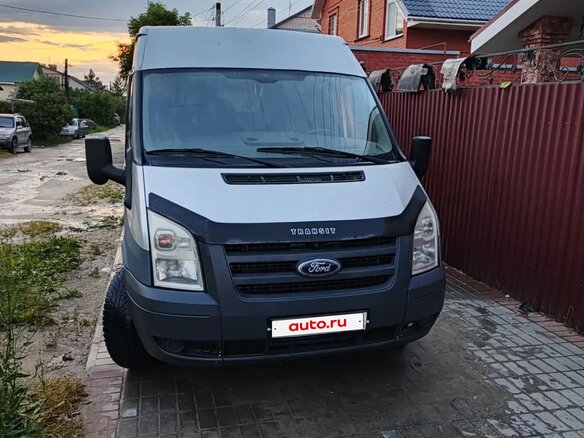 2010 Ford Transit, серебристый, 800000 рублей