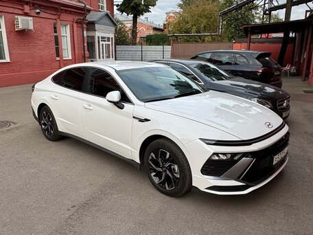 2024 Hyundai Sonata VIII (DN8) Рестайлинг, белый, 4050000 рублей, вид 1