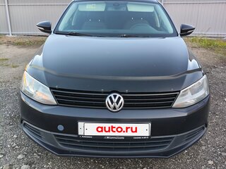 2013 Volkswagen Jetta VI, чёрный, 910000 рублей, вид 3
