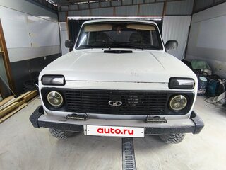 1999 Lada (ВАЗ) 2121 (4x4) I Рестайлинг, белый, 230000 рублей, вид 1