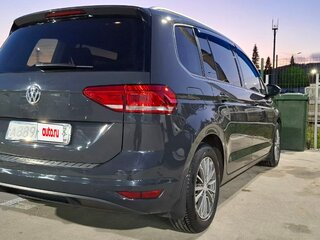 2018 Volkswagen Touran II, серый, 1510000 рублей, вид 3